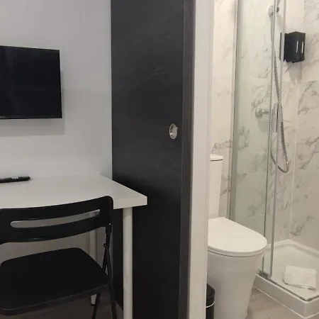 21bis Apartment *