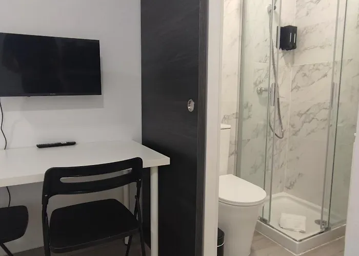 21bis Apartment *